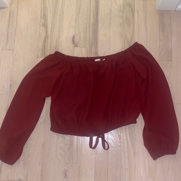 Aritzia off the shoulder blouse - Picture 1 of 3